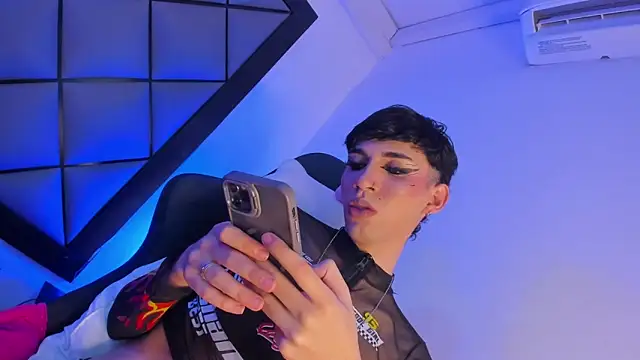 GeorginaCute  online show from November 2025 01:54:02 PM