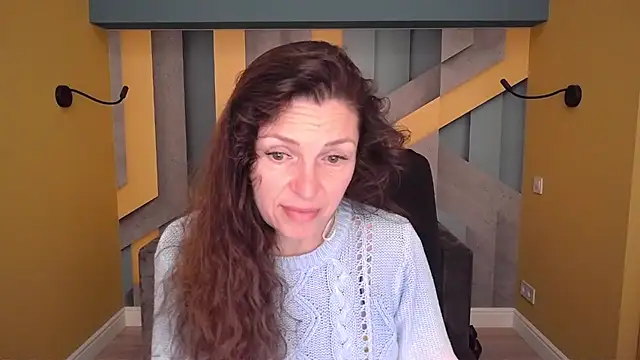 EllaLong online show from May 2026 11:27:01 AM