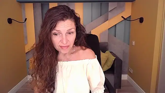EllaLong online show from June 2026 11:36:02 AM