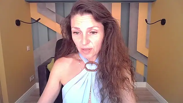 EllaLong online show from June 2026 11:26:01 AM