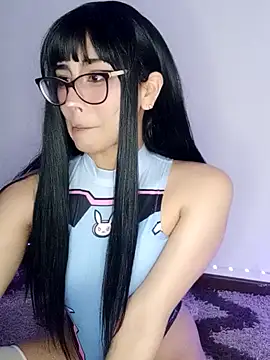 Cinamon tits online show from September 2025 04:47:01 AM