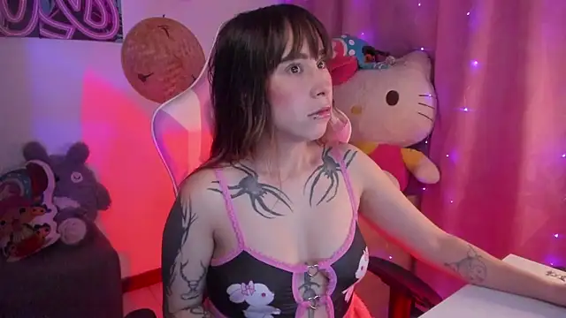 Waifu Aika online show from November 2025 03:23:01 AM