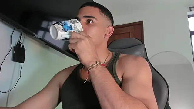 joss 111 online show from November 2025 11:45:01 AM