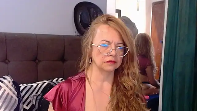 RubyWatson50 online show from June 2026 11:52:01 PM