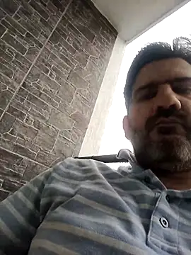 Maxi TheBigDaddy online show from November 2025 12:04:01 PM