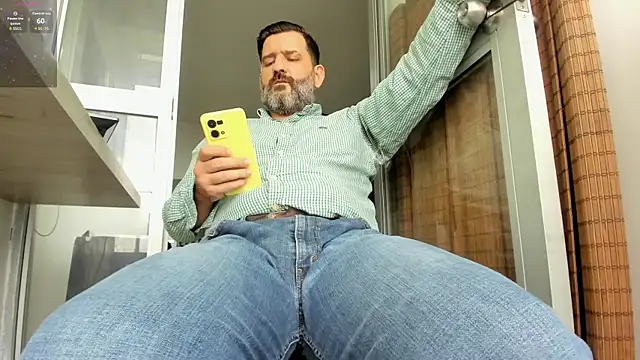 Maxi TheBigDaddy online show from May 2026 09:09:02 PM