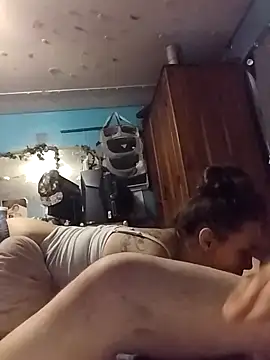 Thicknjuicy1986 online show from October 2025 12:58:01 PM