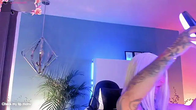 Megan inked online show from October 2025 03:15:02 AM