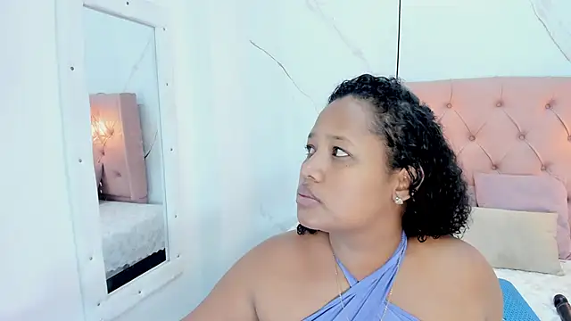 Snapshot of Belle_Brunette chatting on January 2025 09:26:02 PM Belle Brunette online show from January 2025 09:26:02 PM