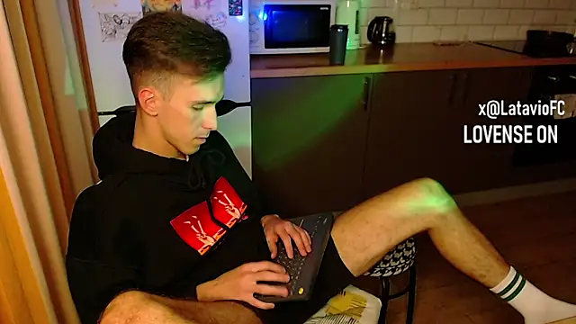 Midnighter  online show from September 2025 01:17:01 AM