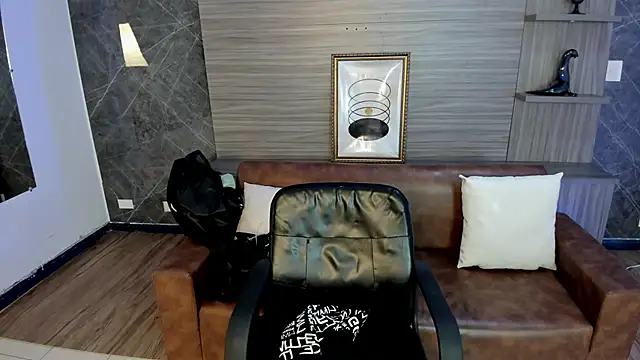 charlottewhitte online show from October 2025 11:21:02 AM