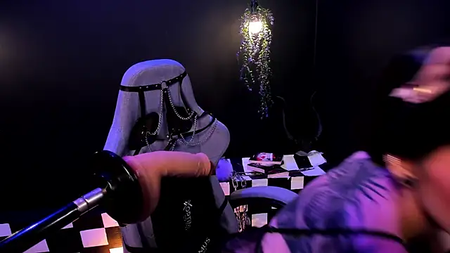 ameliachadburn online show from October 2025 04:53:02 PM