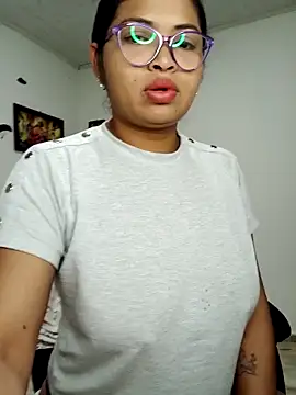 chalohott online show from October 2025 10:11:01 AM