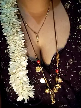 tuttifrutti17 online show from March 2025 06:42:02 AM