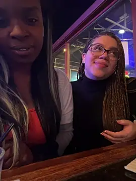 Snapshot of QueenNuttCollector chatting on January 2025 01:19:01 AM QueenNuttCollector online show from January 2025 01:19:01 AM