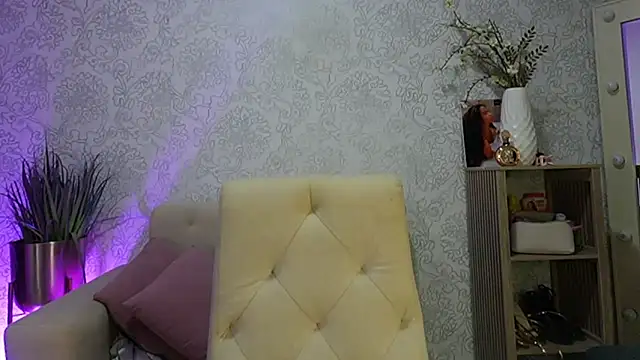 HOTBLACKANDWHITE2 online show from April 2026 06:44:01 AM