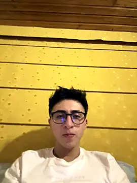 CamiRojas boy online show from September 2025 04:29:01 AM