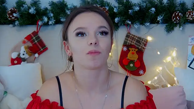 Snapshot of ElisabethDavis chatting on December 2024 08:14:02 PM ElisabethDavis online show from December 2024 08:14:02 PM