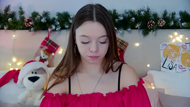 Snapshot of ElisabethDavis chatting on January 2025 09:14:02 PM ElisabethDavis online show from January 2025 09:14:02 PM