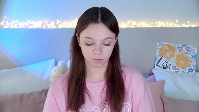 Snapshot of ElisabethDavis chatting on January 2025 11:55:01 PM ElisabethDavis online show from January 2025 11:55:01 PM