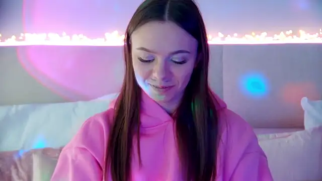 Snapshot of ElisabethDavis chatting on January 2025 06:39:01 PM ElisabethDavis online show from January 2025 06:39:01 PM