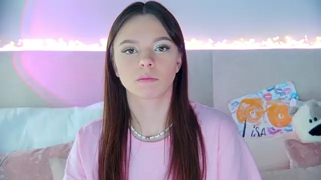 Snapshot of ElisabethDavis chatting on February 2025 06:19:01 PM ElisabethDavis online show from February 2025 06:19:01 PM