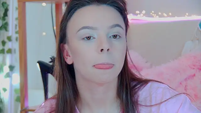 Snapshot of ElisabethDavis chatting on September 2025 03:06:02 PM ElisabethDavis online show from September 2025 03:06:02 PM