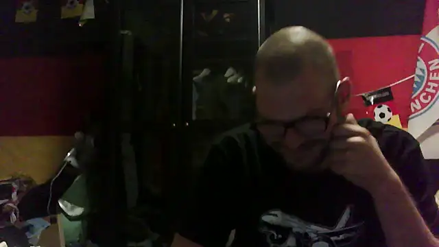 Die-geile-Sau online show from September 2025 08:01:01 PM