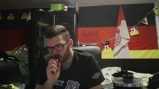 Snapshot of Die-geile-Sau chatting on March 2026 09:08:01 PM Die-geile-Sau online show from March 2026 09:08:01 PM