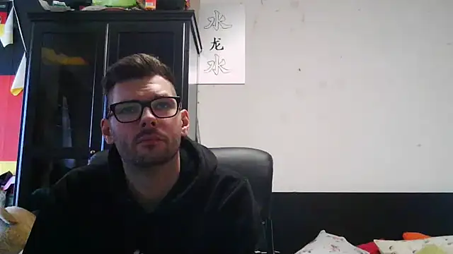Snapshot of Die-geile-Sau chatting on April 2026 01:33:02 PM Die-geile-Sau online show from April 2026 01:33:02 PM