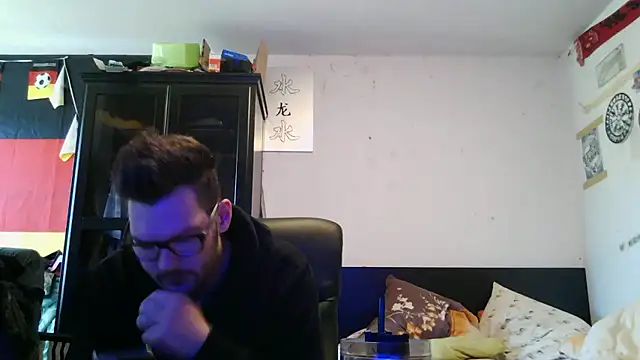 Snapshot of Die-geile-Sau chatting on April 2026 12:58:01 PM Die-geile-Sau online show from April 2026 12:58:01 PM