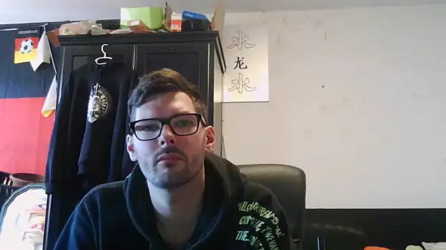 Snapshot of Die-geile-Sau chatting on May 2026 01:06:01 PM Die-geile-Sau online show from May 2026 01:06:01 PM