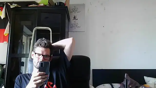 Snapshot of Die-geile-Sau chatting on May 2026 04:26:04 PM Die-geile-Sau online show from May 2026 04:26:04 PM