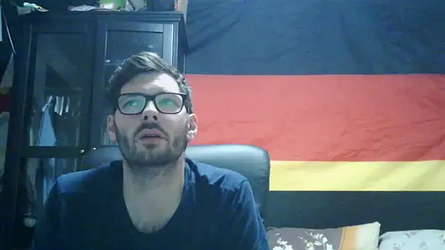 Snapshot of Die-geile-Sau chatting on June 2026 07:38:02 PM Die-geile-Sau online show from June 2026 07:38:02 PM