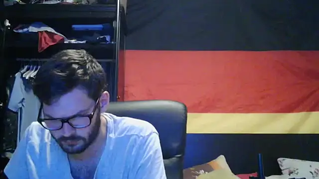 Snapshot of Die-geile-Sau chatting on June 2026 08:24:01 PM Die-geile-Sau online show from June 2026 08:24:01 PM
