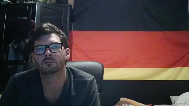 Snapshot of Die-geile-Sau chatting on July 2026 08:15:01 PM Die-geile-Sau online show from July 2026 08:15:01 PM