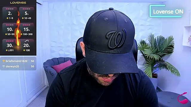 Snapshot of jhon_bear03 chatting on January 2025 02:21:01 PM jhon bear03 online show from January 2025 02:21:01 PM