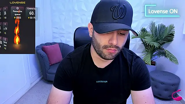 Snapshot of jhon_bear03 chatting on January 2025 11:20:01 AM jhon bear03 online show from January 2025 11:20:01 AM