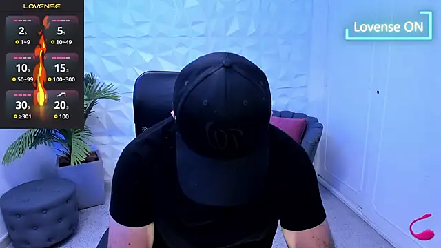 Snapshot of jhon_bear03 chatting on January 2025 11:22:02 AM jhon bear03 online show from January 2025 11:22:02 AM