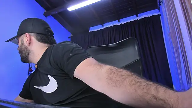 Snapshot of jhon_bear03 chatting on February 2025 11:15:01 AM jhon bear03 online show from February 2025 11:15:01 AM