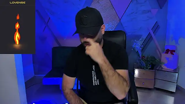 Snapshot of jhon_bear03 chatting on March 2025 11:39:02 AM jhon bear03 online show from March 2025 11:39:02 AM