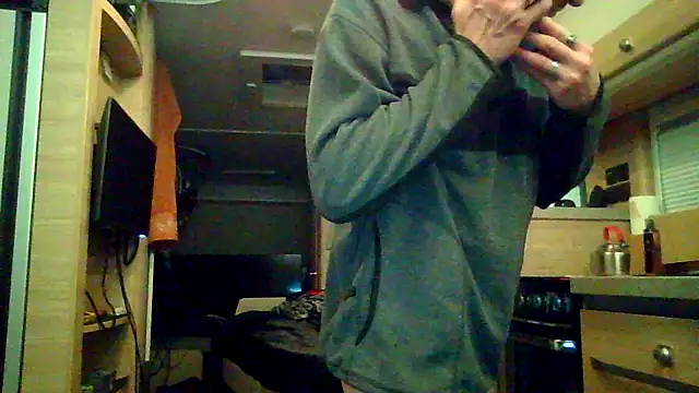 Ebinator666 online show from September 2025 11:30:02 PM