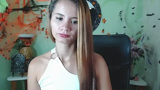 Sofia Franco  online show from October 2025 07:01:01 PM