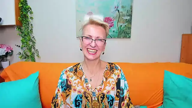 iamyourdream89 online show from November 2025 10:02:01 PM