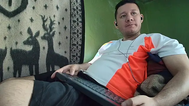sweet cock28 online show from April 2026 03:35:01 PM