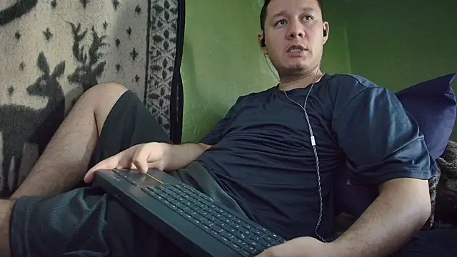 sweet cock28 online show from April 2026 03:06:01 PM