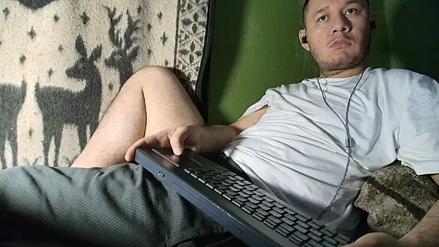 sweet cock28 online show from June 2026 03:19:02 AM