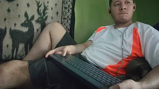 sweet cock28 online show from June 2026 03:16:01 PM