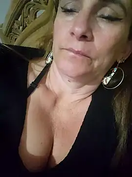 Snapshot of SeductionSilera chatting on March 2025 03:44:02 AM SeductionSilera online show from March 2025 03:44:02 AM