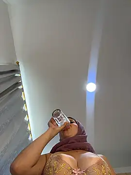 naughty  angel online show from January 2026 02:43:02 PM